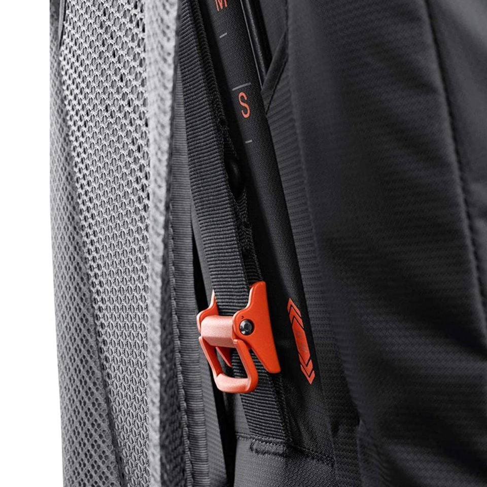 Deuter Futura Air Trek 50 + 10 Litre Outdoor Sırt Çantası